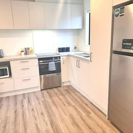 Cbd Luxury Parkside Living 2 Bedroom With Parking Крайстчёрч Экстерьер фото