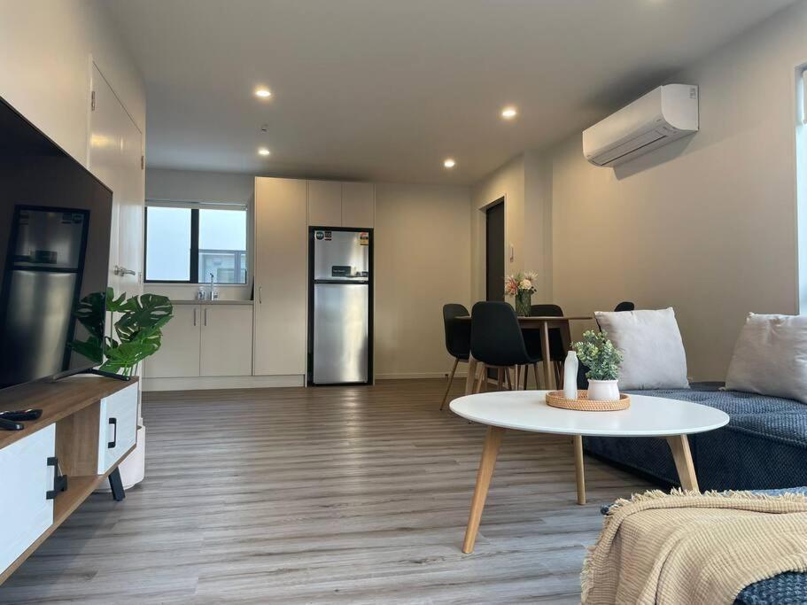 Cbd Luxury Parkside Living 2 Bedroom With Parking Крайстчёрч Экстерьер фото